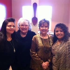 Meet your Posher, Evelyn